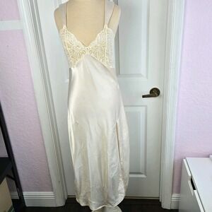 Vtg Victoria's Secret Gold Label Long Nightgown Ivory‎ Satin Size P Lingerie